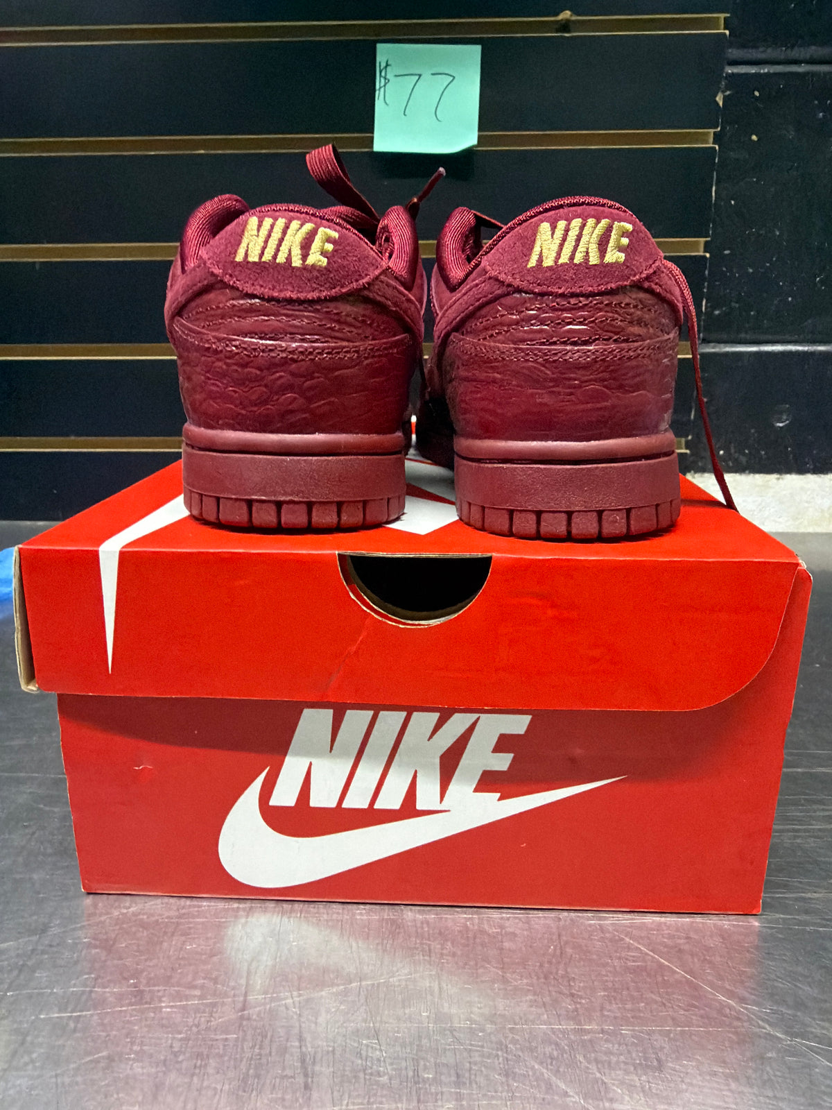 Nike Dunk Low Crocodile Team Red Size 6.5