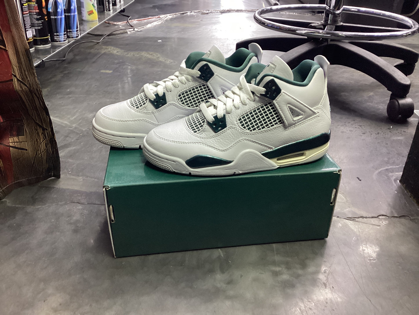 Air Jordan 4 white/oxidized green-white (gs) size 6y