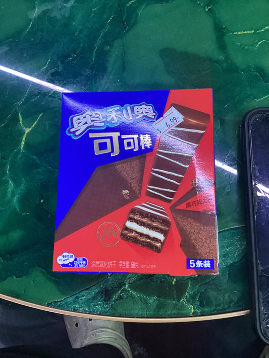 Oreo cookie stick, dark chocolate chocolate flavor