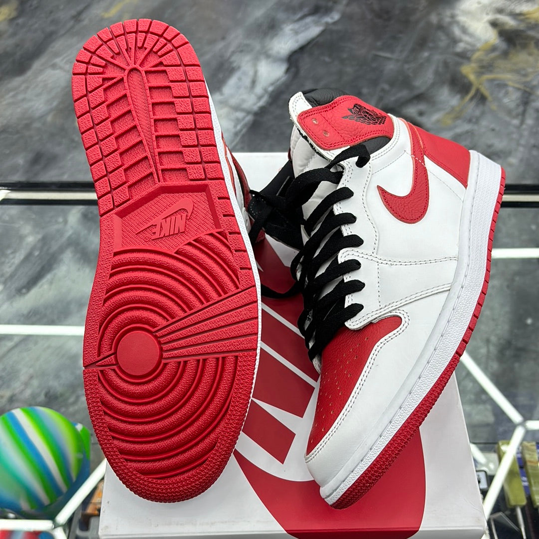 Air Jordan, 1 retro high OG, white/university, red-black size 11m