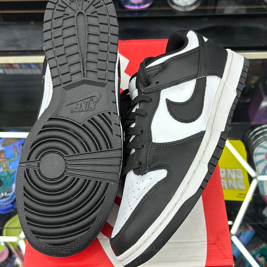 Nike dunk low retro pandas