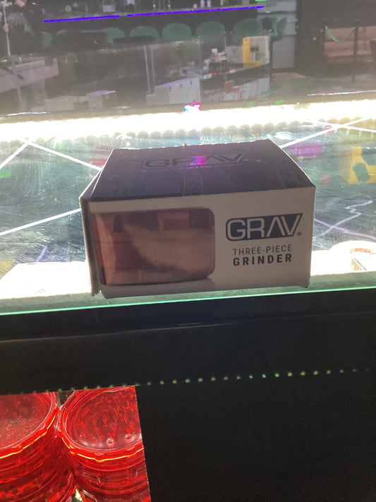 Grav three piece grinder red