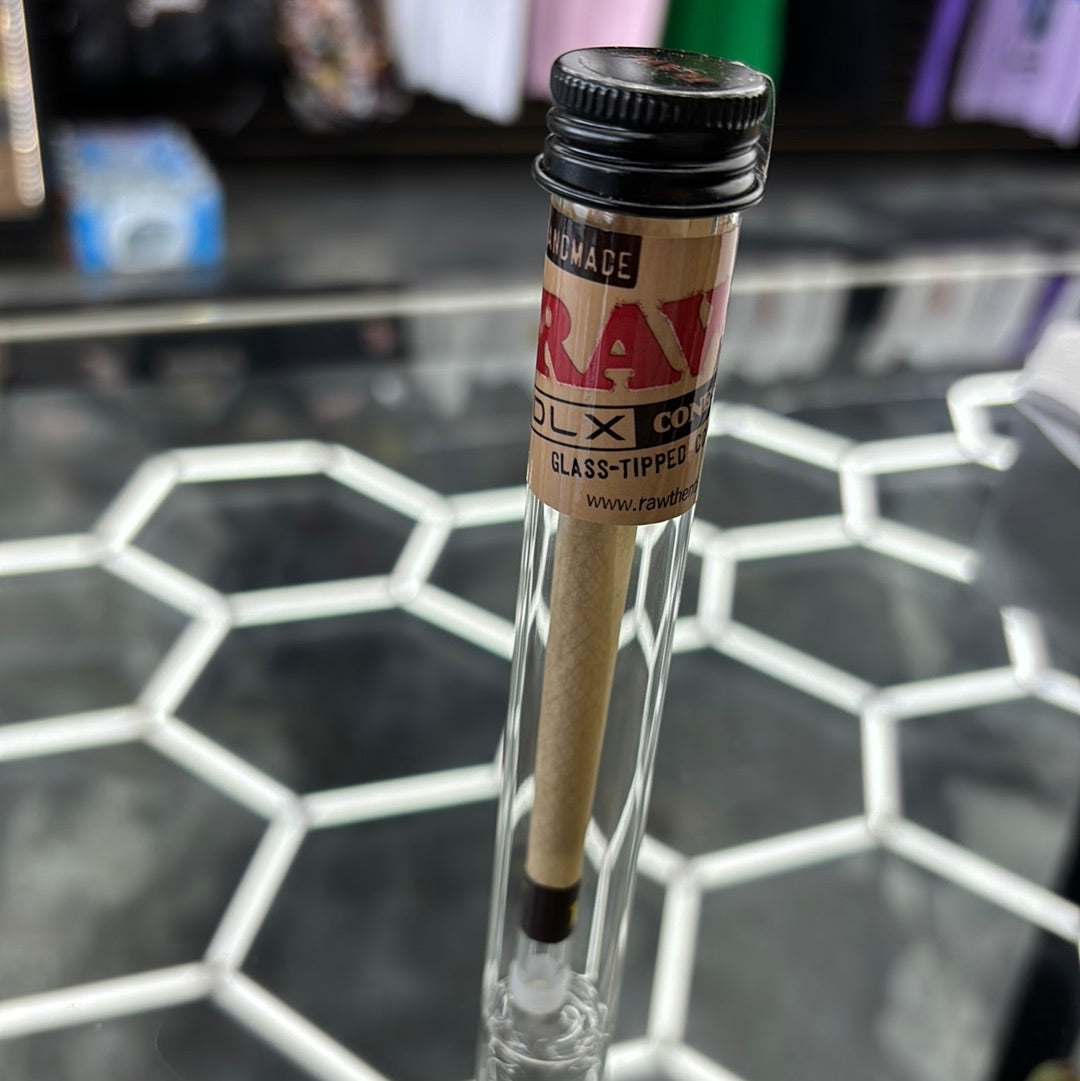 Raw DLX cone glass tipped cone