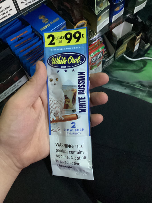 White owl white russan cigarillo