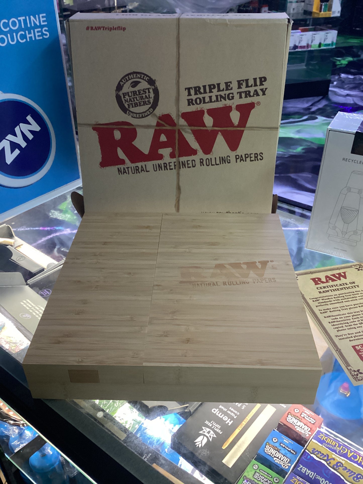 Raw triple flip rolling tray