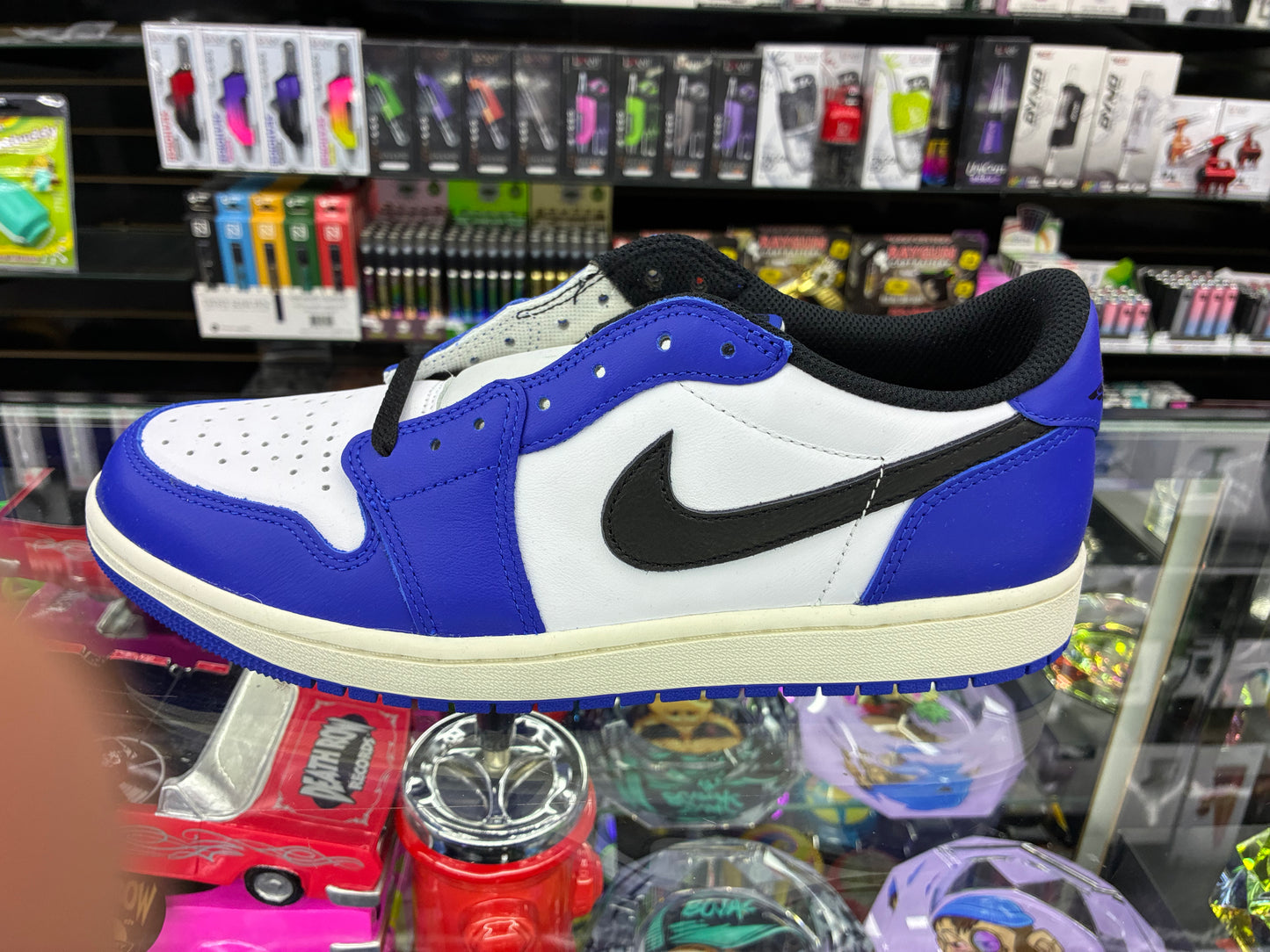 Air Jordan 1 retro low og white/ royal blue size 10